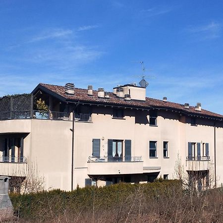 La Casa Del Cuore - Luxury Apartment Olgiate Comasco Exterior photo