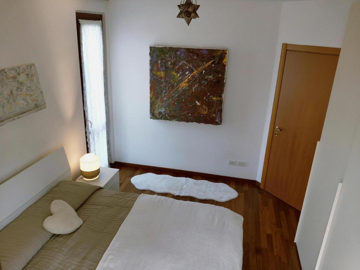 La Casa Del Cuore - Luxury Apartment Olgiate Comasco Exterior photo